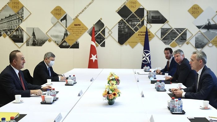 DIŞİŞLERİ BAKANI NATO GENEL SEKRETERİ İLE BİR GÖRÜŞME GERÇEKLEŞTİRDİ