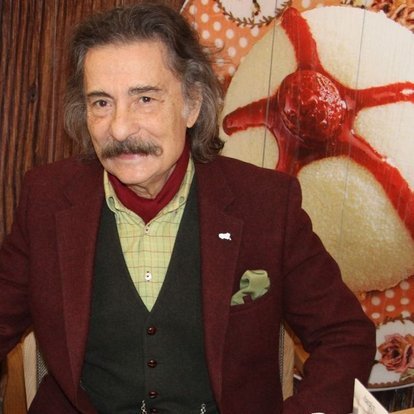 USTA MÜZİSYEN TİMUR SELÇUK HAYATA GÖZLERİNİ YUMDU