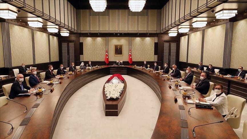 TAM KAPANMA GELİYOR MU ? KABİNE BUGÜN TOPLANIYOR !